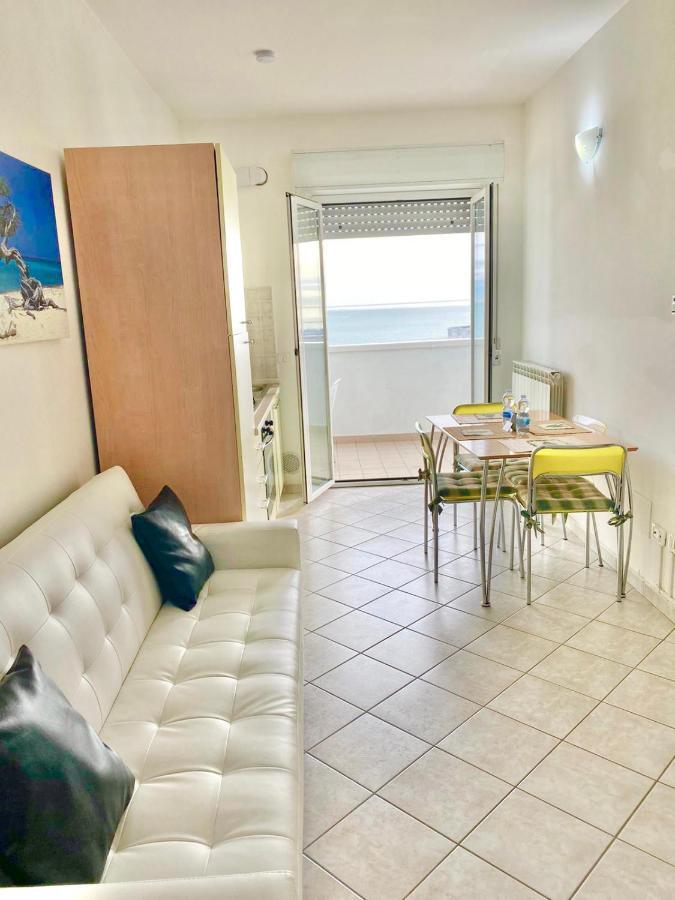 Punto Di Osservazione Lido di Fermo Exterior foto